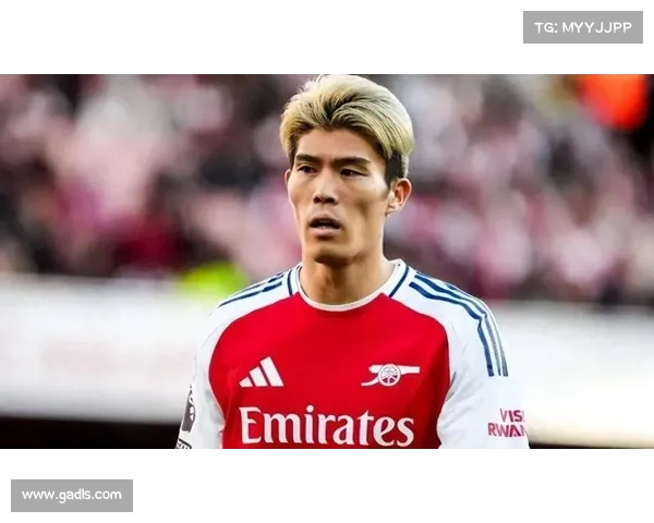 富安健洋加盟英超揭开日本球员新篇章助力球队再创辉煌